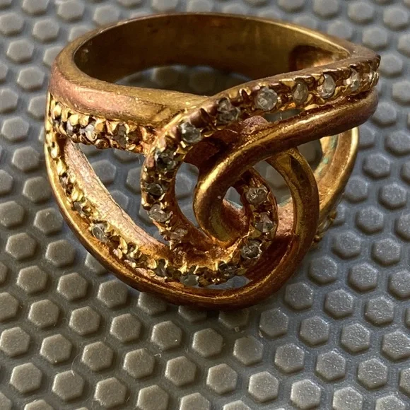 Large old chunky rings - Picture 7 of 7